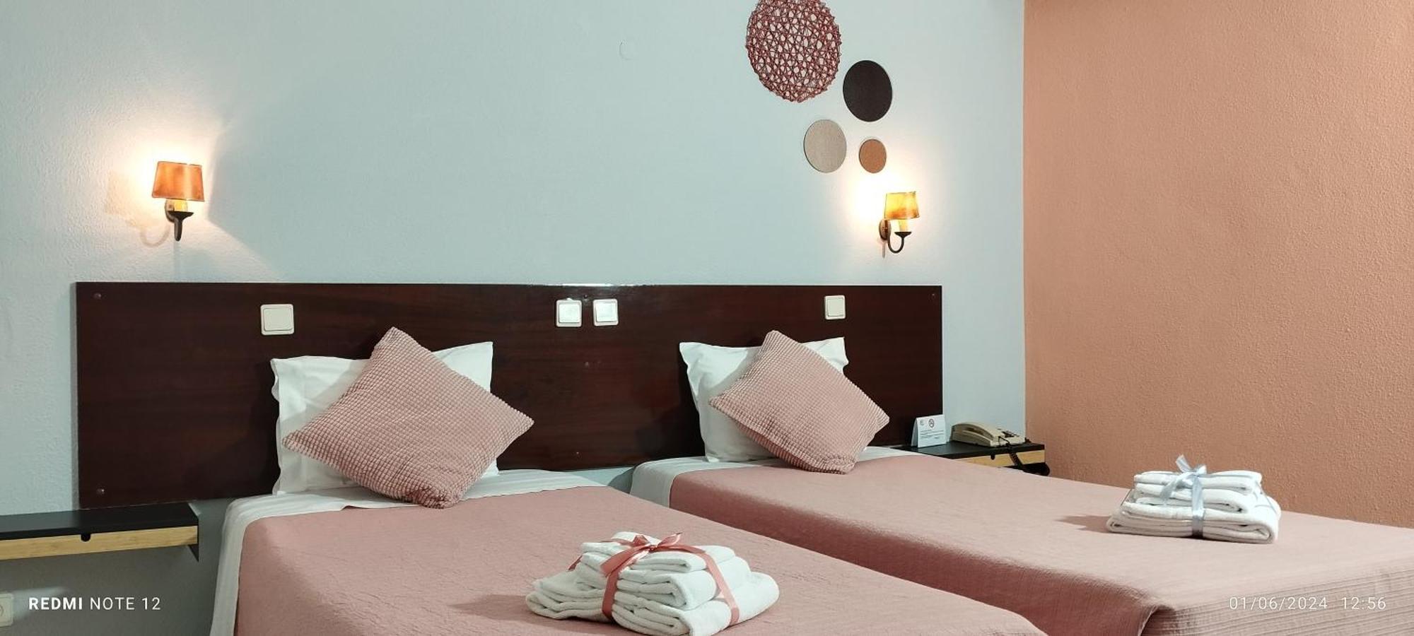 Hotel Alnacir Faro Bagian luar foto