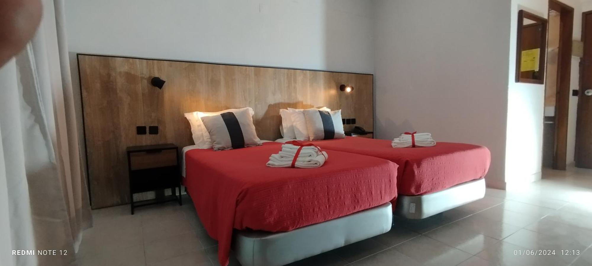 Hotel Alnacir Faro Bagian luar foto