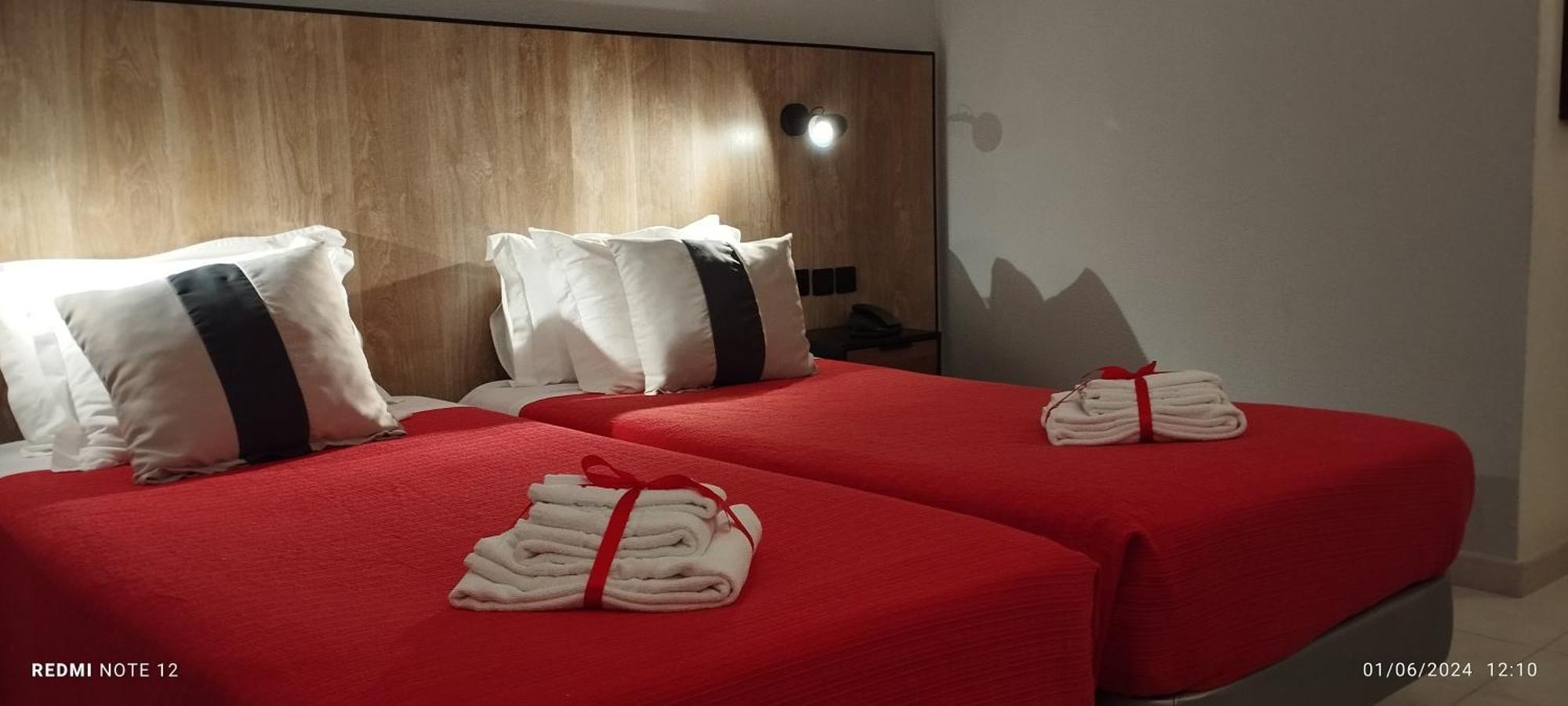 Hotel Alnacir Faro Bagian luar foto